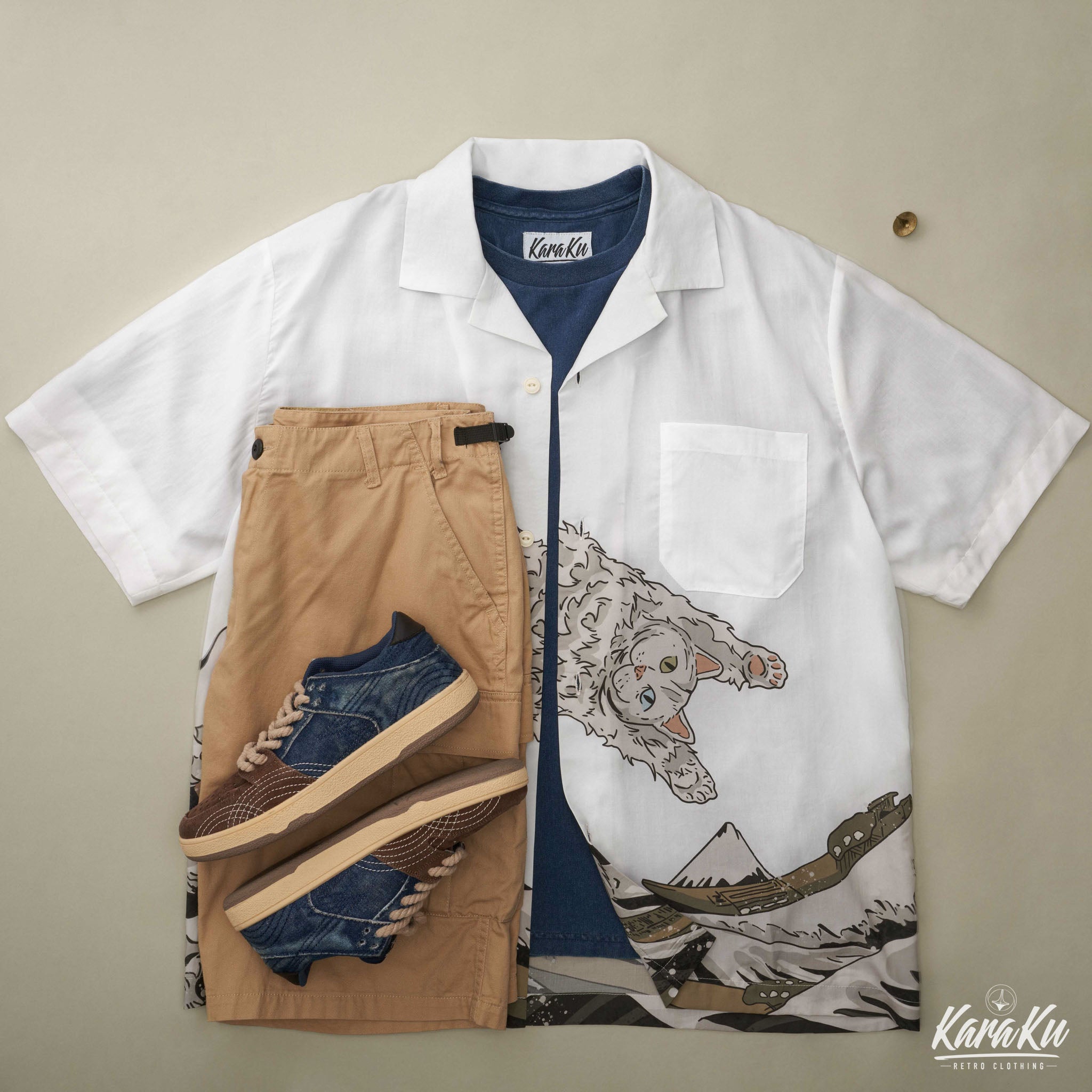 和柄『神奈川沖浪裏と波乗り猫』浮世絵風アロハシャツ