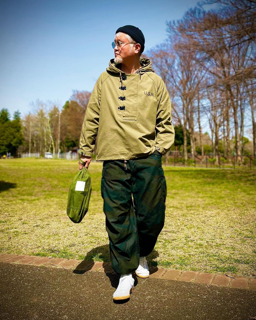 2023年春夏のトレンドカラー「グリーン（緑）」コーデの作り方