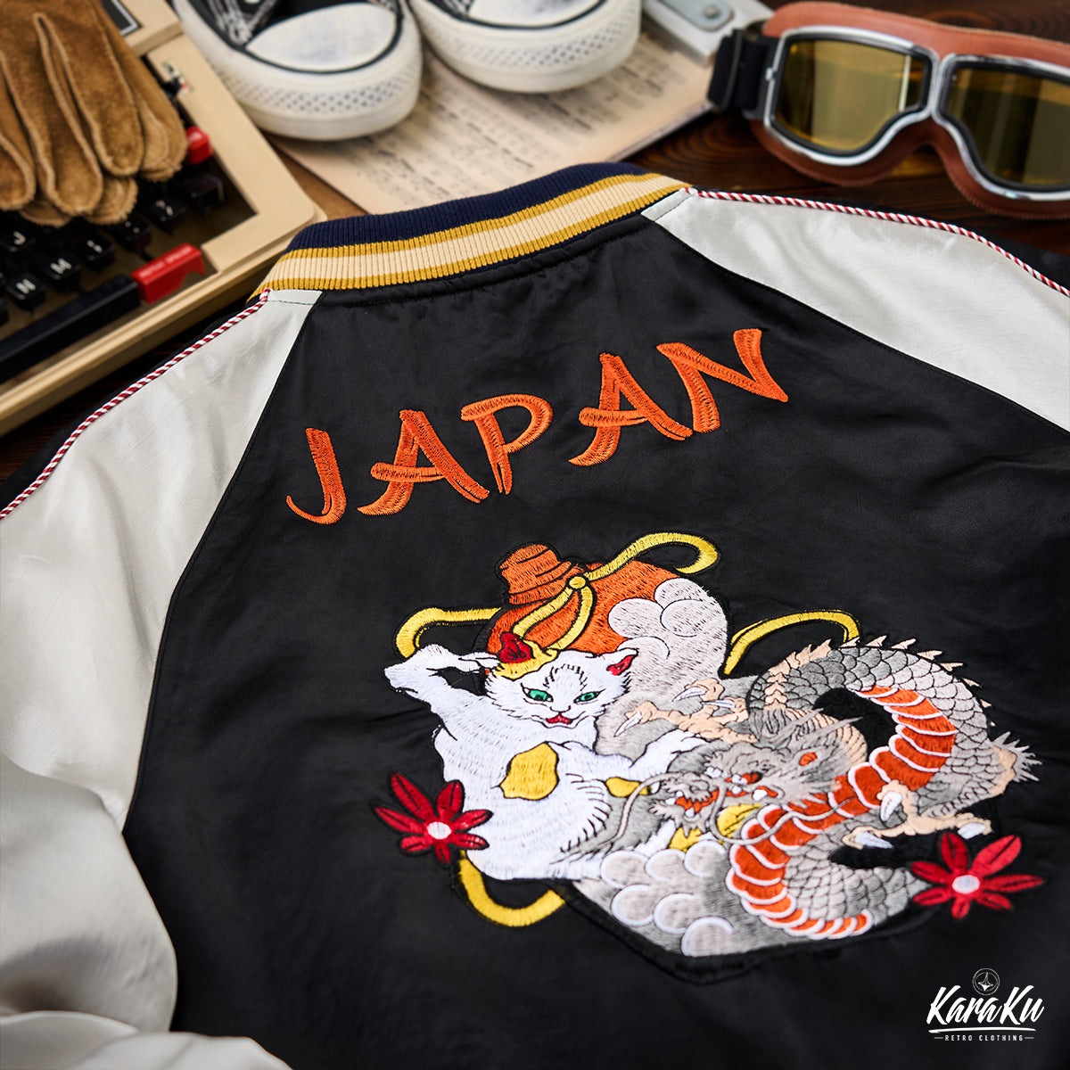 横須賀「酔竜と猫の悪戯」浮世絵風刺繡入りスカジャン – Karakubuy