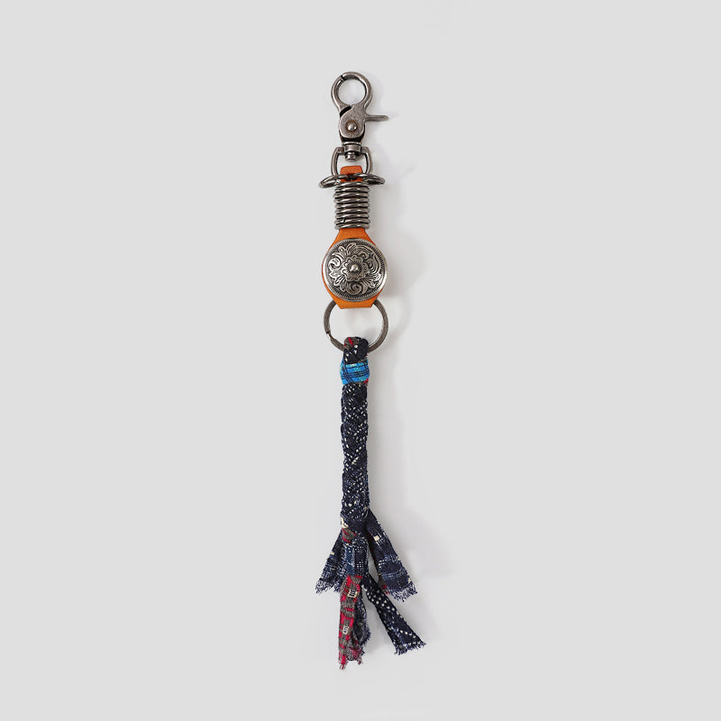 レザー編み込み タッセル キーホルダー トップレザーⅹ藍染め綿麻タッセルコンビキーホルダー – Karakubuy