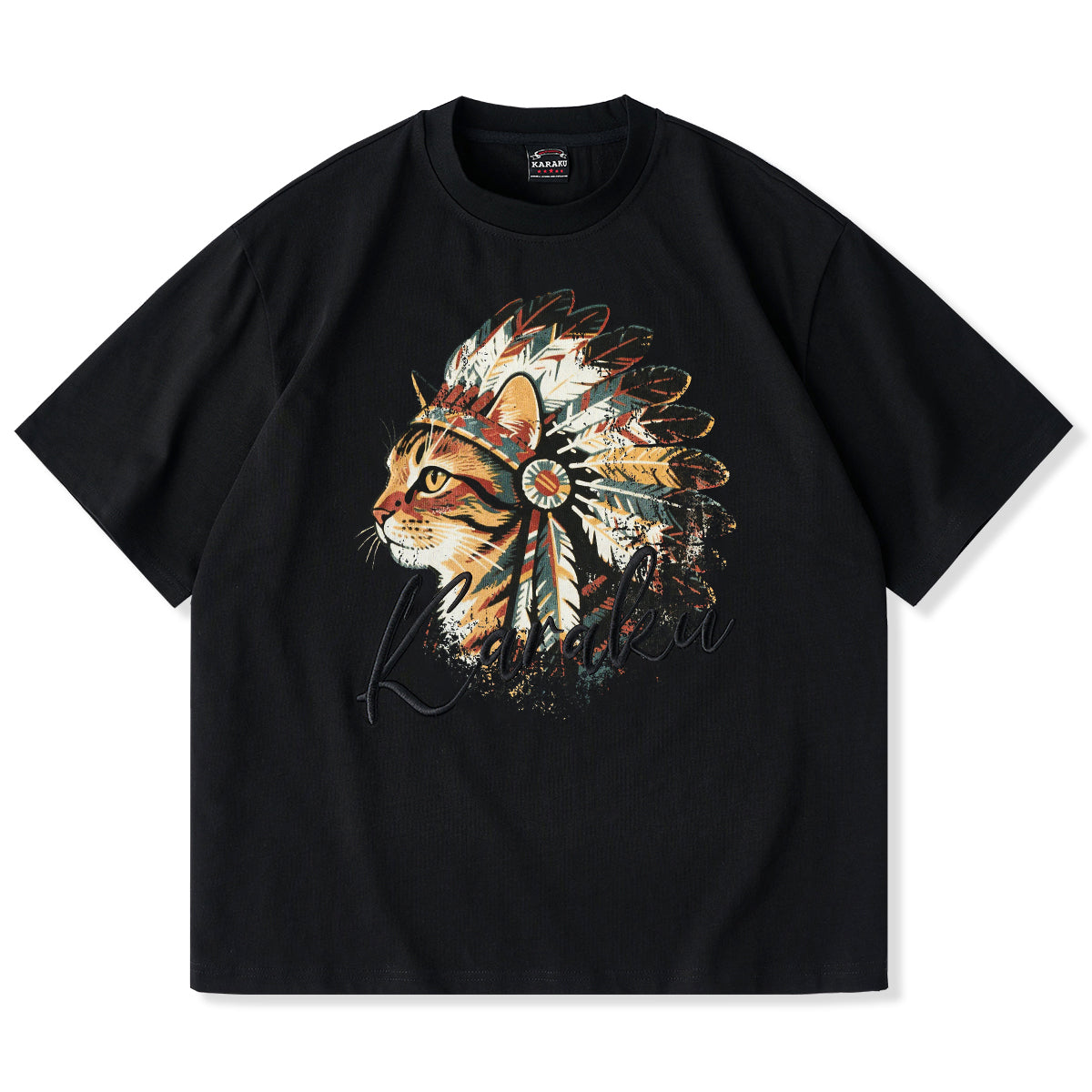 インディアン酋長猫」プリント＆karaku刺繍入りコットンTシャツ