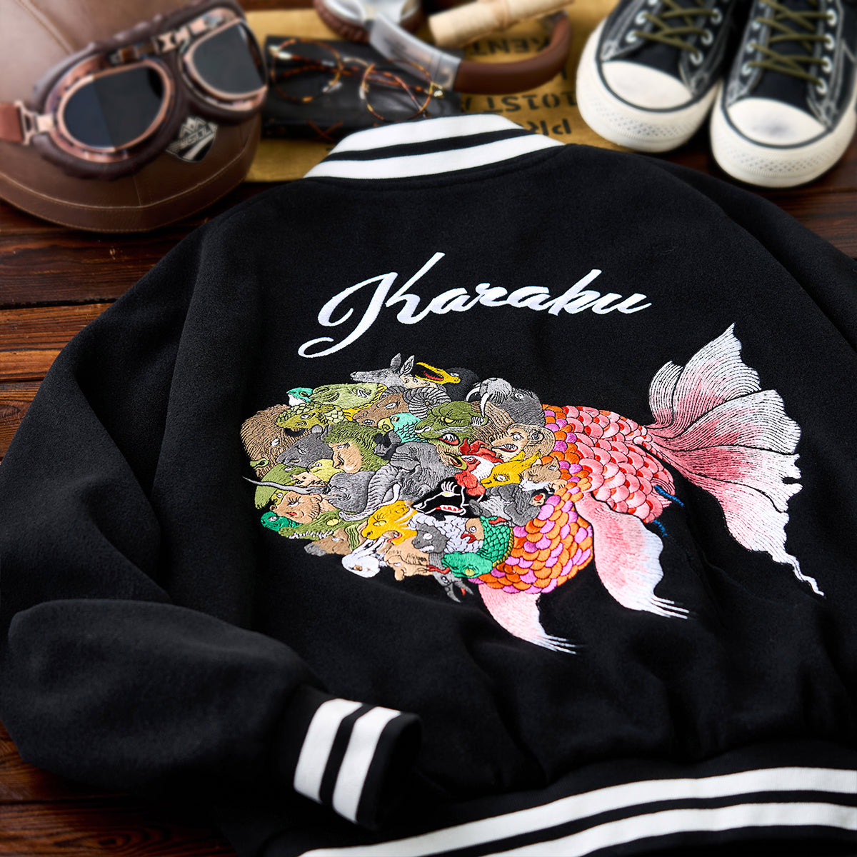 KARAKU×石黒亜矢子「百頭魚」刺繡入り 浮世絵風スタジャン – Karakubuy